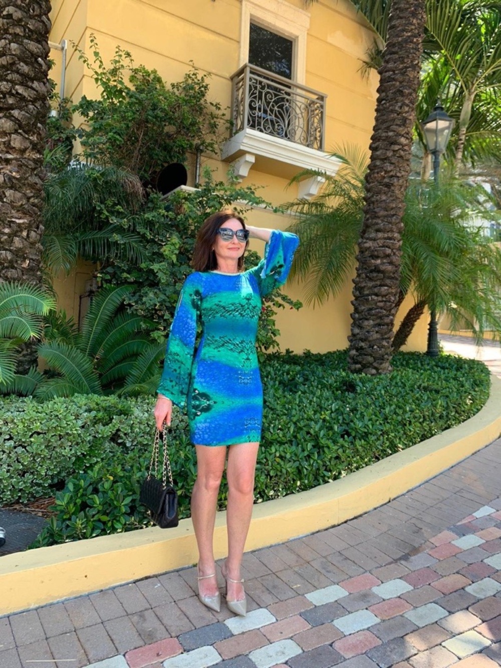 Blue Green Abstract Print Bell Sleeve Dress Small XS Fitted Stretch Statement